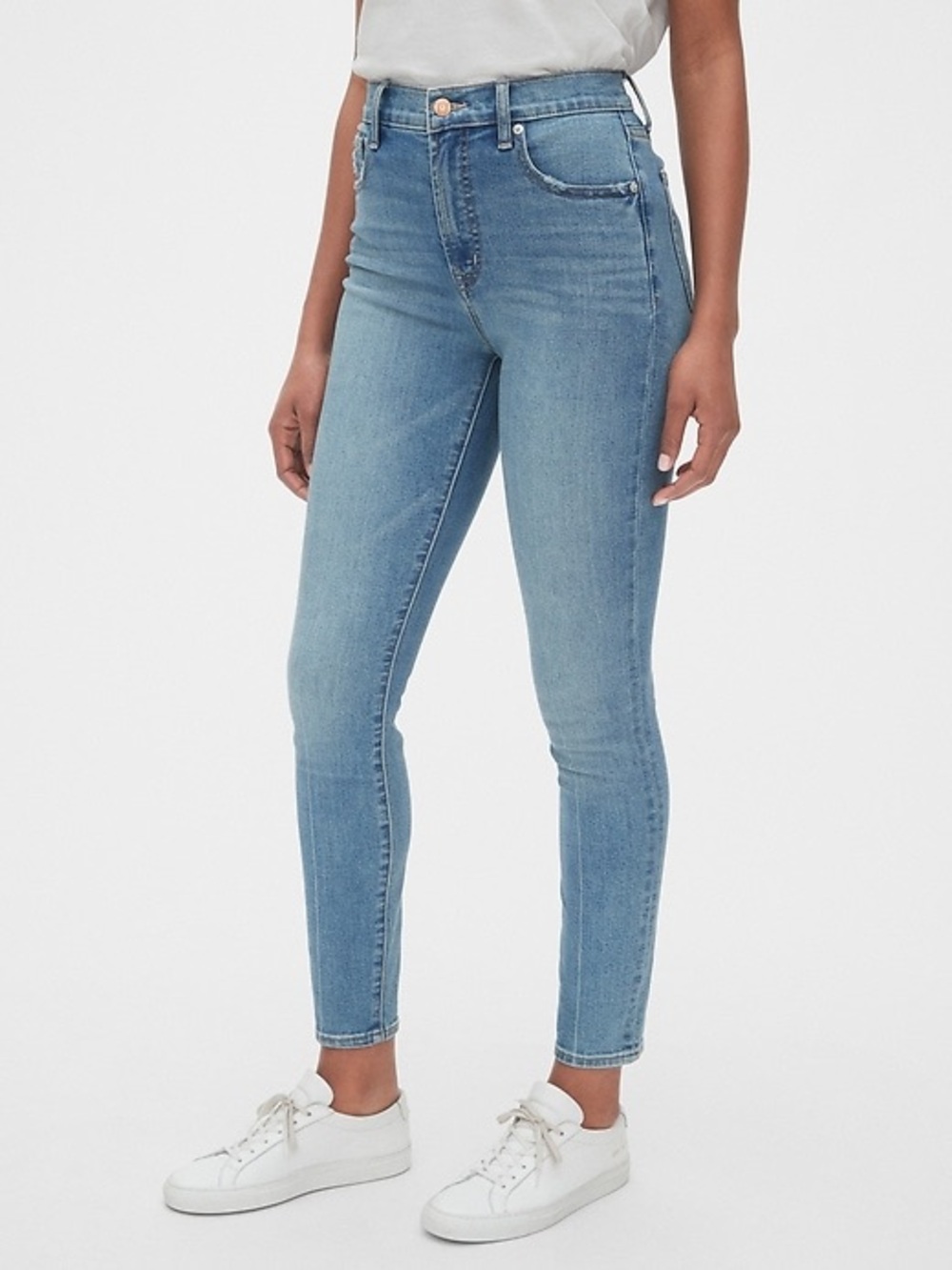 Gap High Rise True Skinny Jeans with Secret Smoothing Pockets in Medium Wash